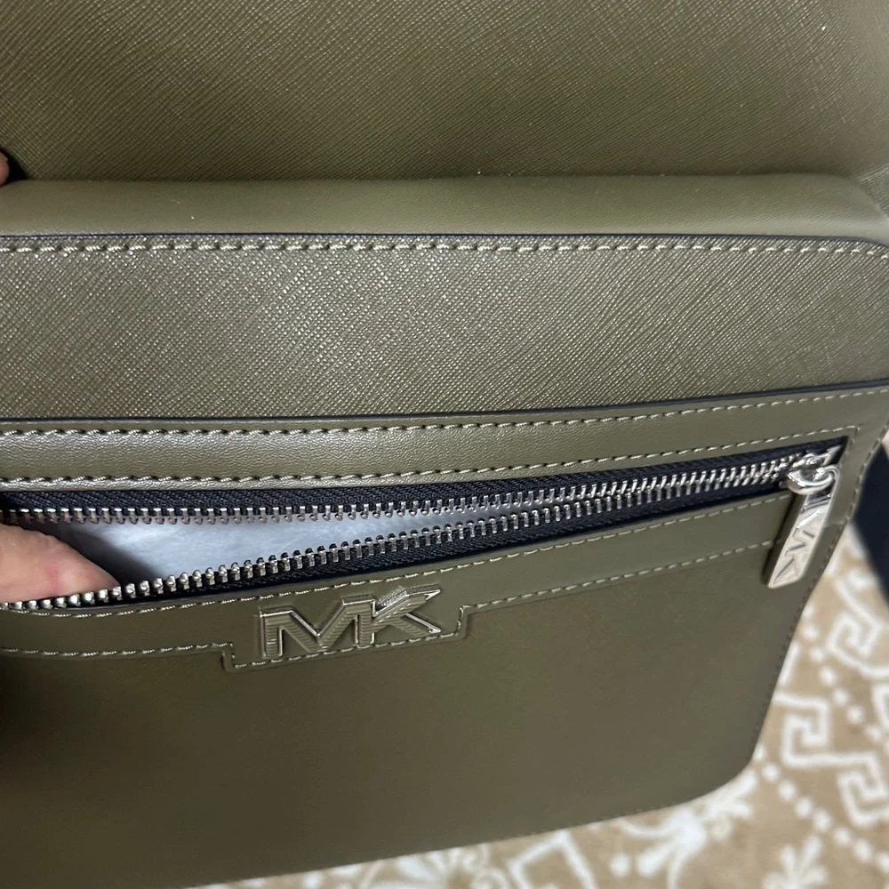 Michael Kors make understated